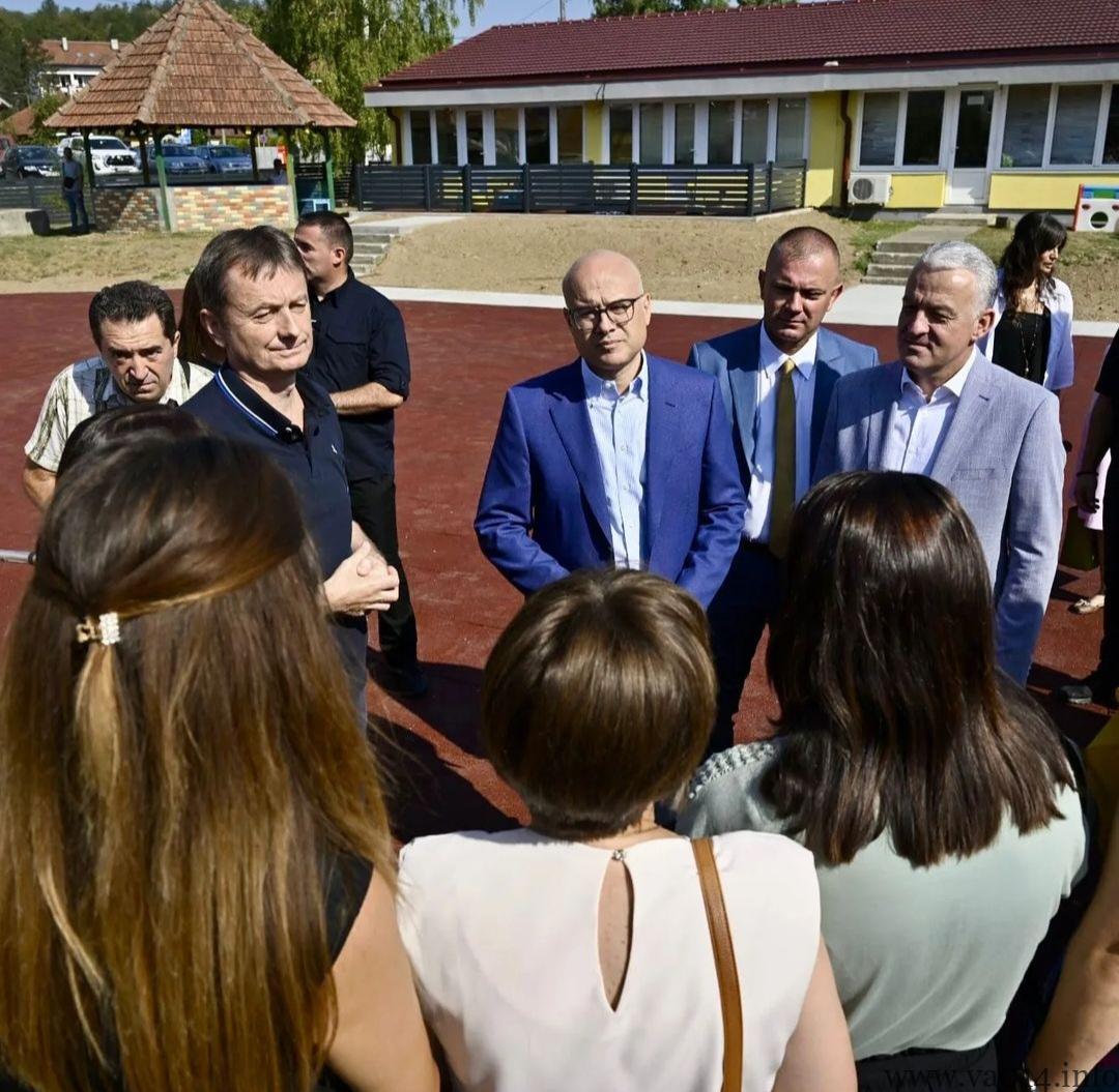 Poseta ministra i premijera Osečini 1